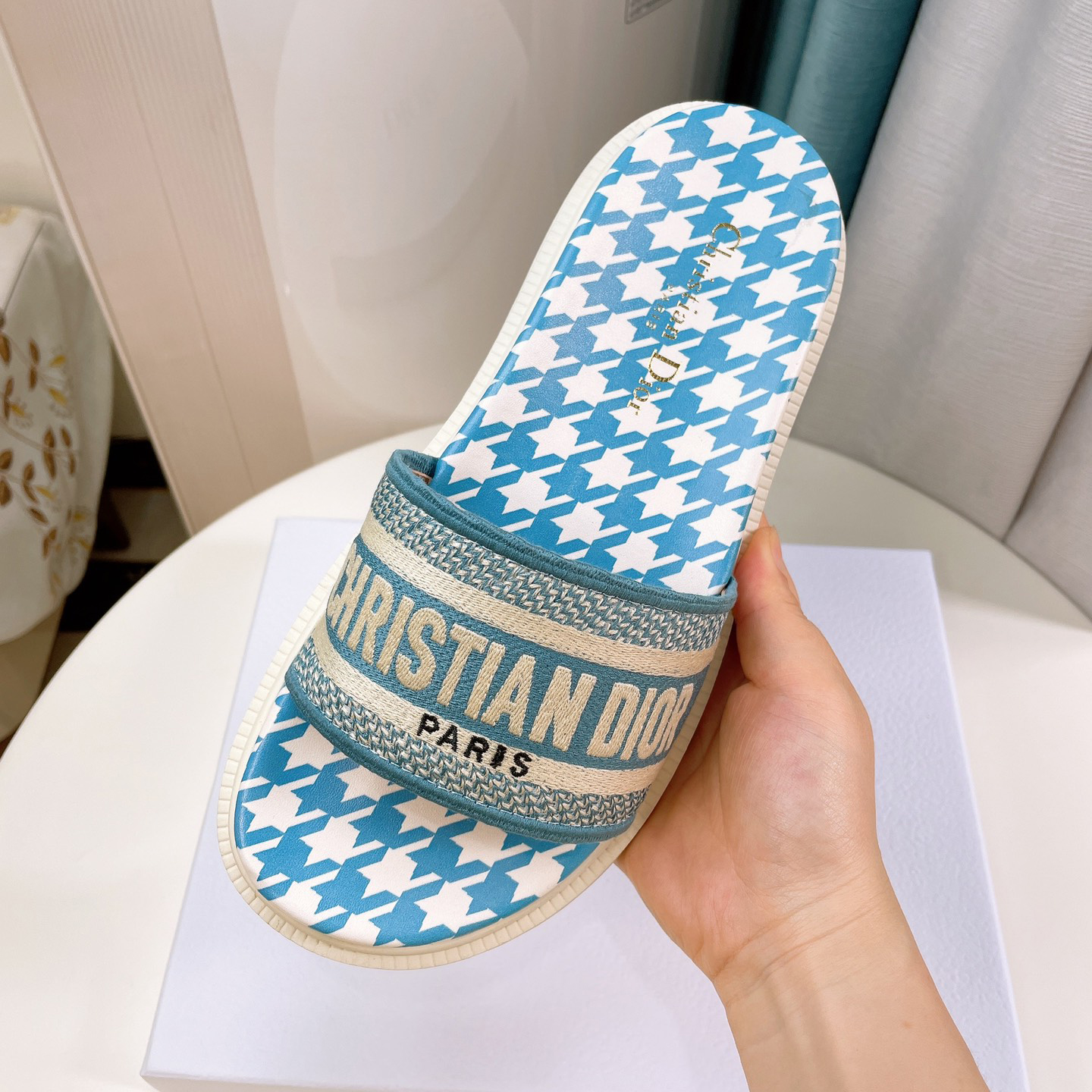 Dior Women Slide Sandals - FashionPlug