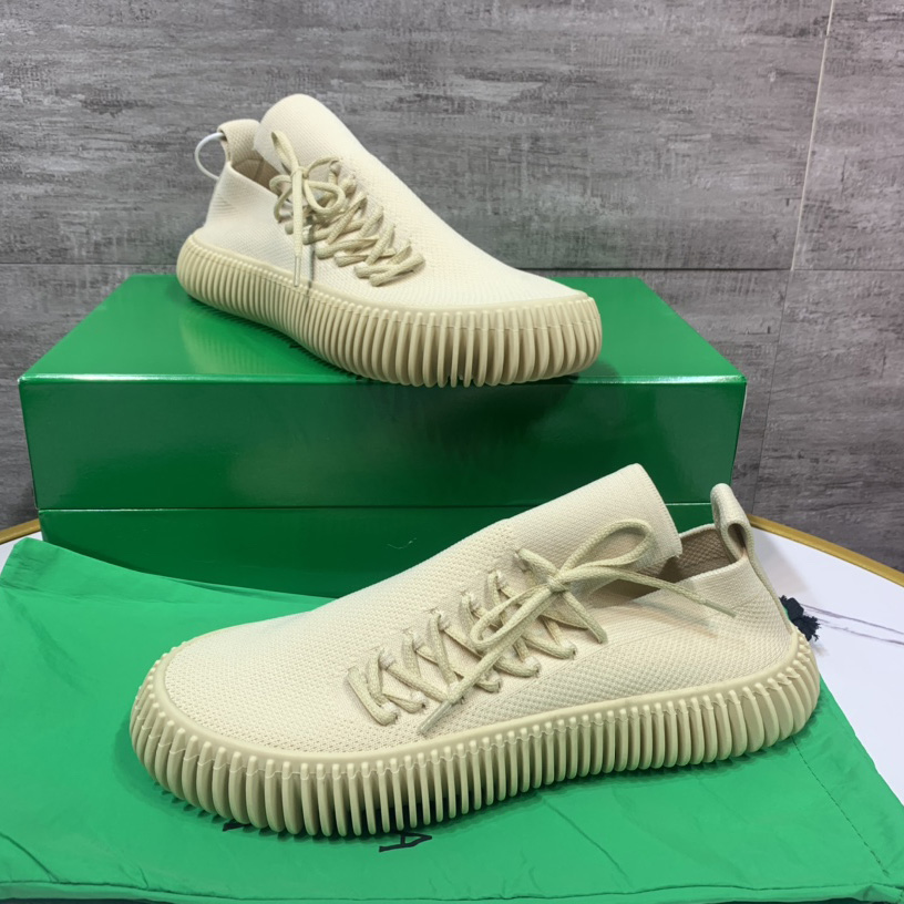 Bottega Veneta Ripple Sneakers - FashionPlug