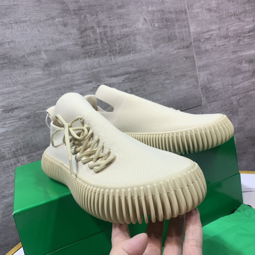 Bottega Veneta Ripple Sneakers - FashionPlug