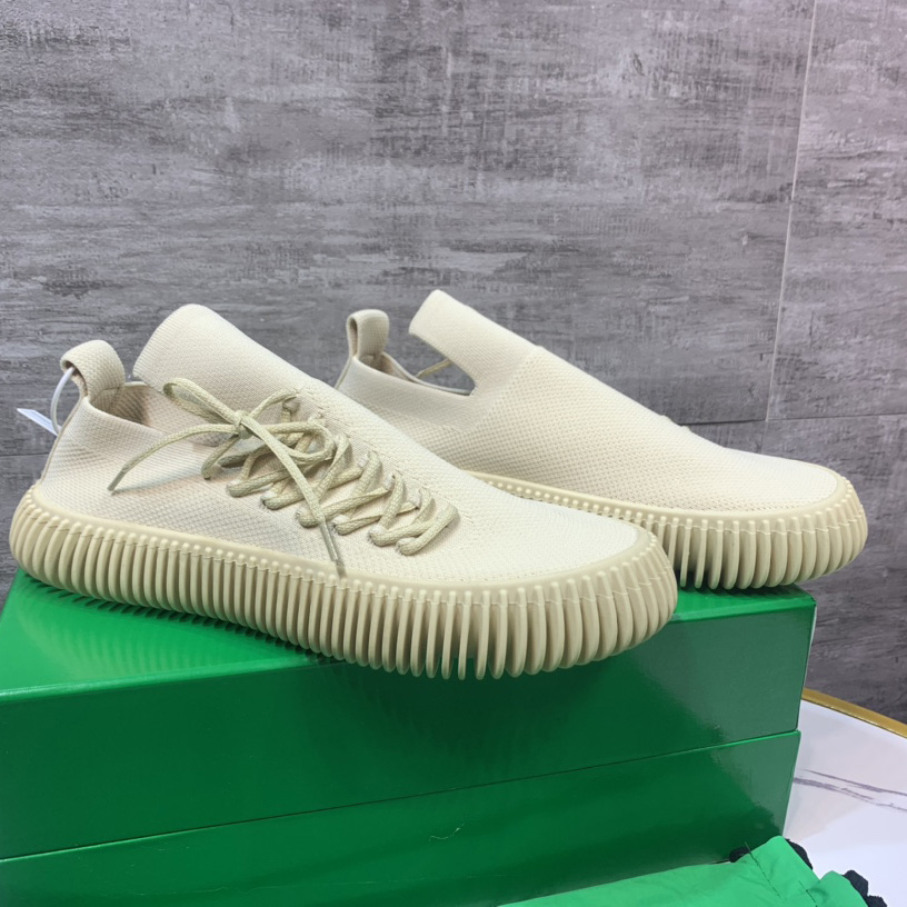 Bottega Veneta Ripple Sneakers - FashionPlug