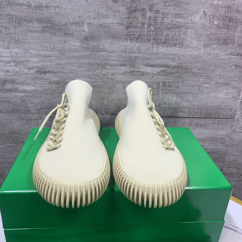 Bottega Veneta Ripple Sneakers - FashionPlug