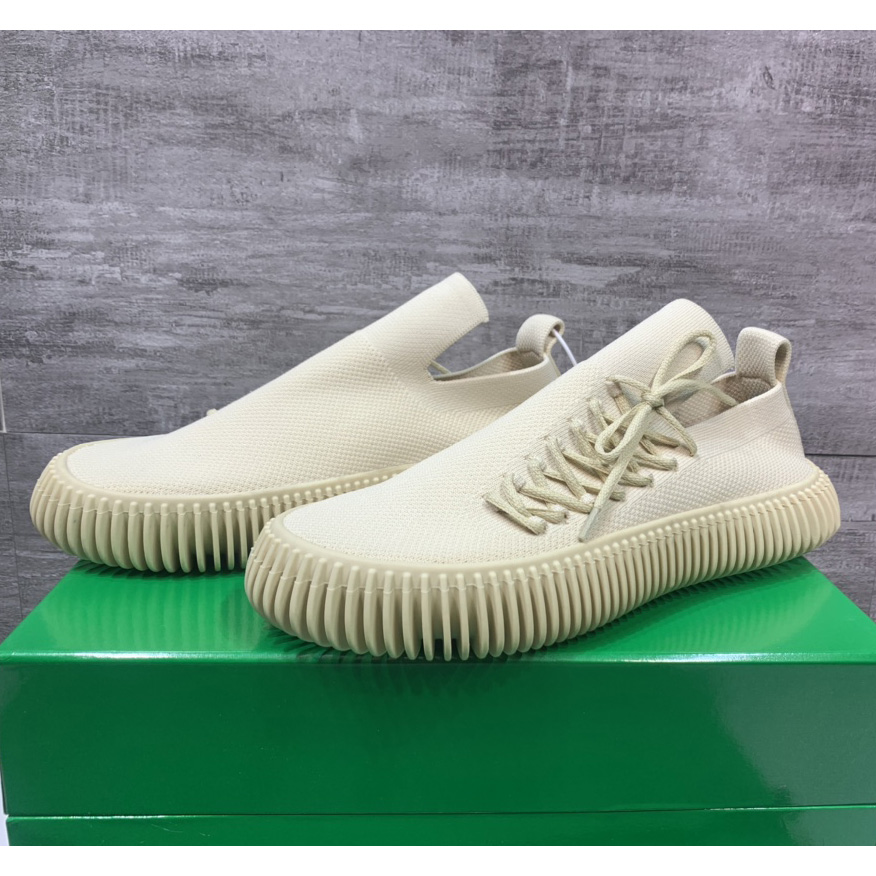Bottega Veneta Ripple Sneakers - FashionPlug