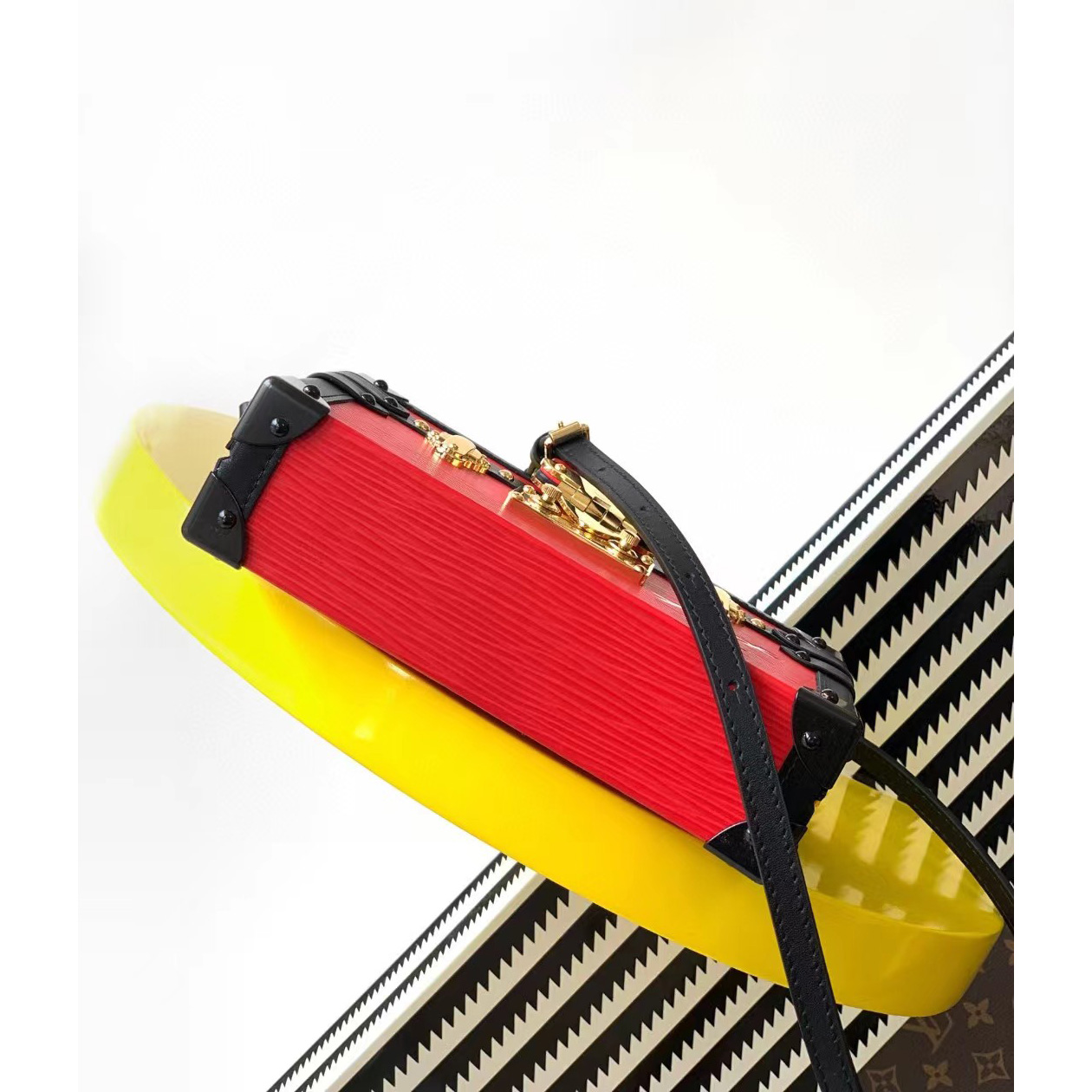 Louis Vuitton Petite Mamlle Bag （20-12-5cm） - FashionPlug