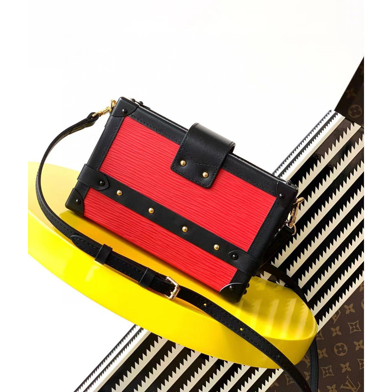 Louis Vuitton Petite Mamlle Bag （20-12-5cm） - FashionPlug