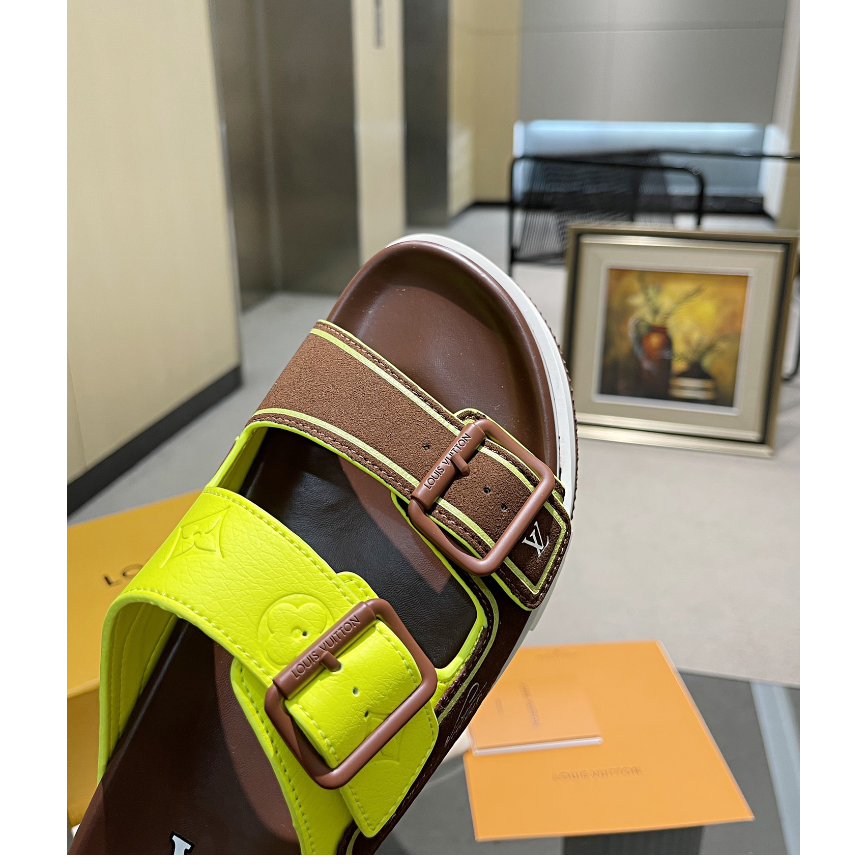 Louis Vuitton Men's Trainer Slippers - FashionPlug