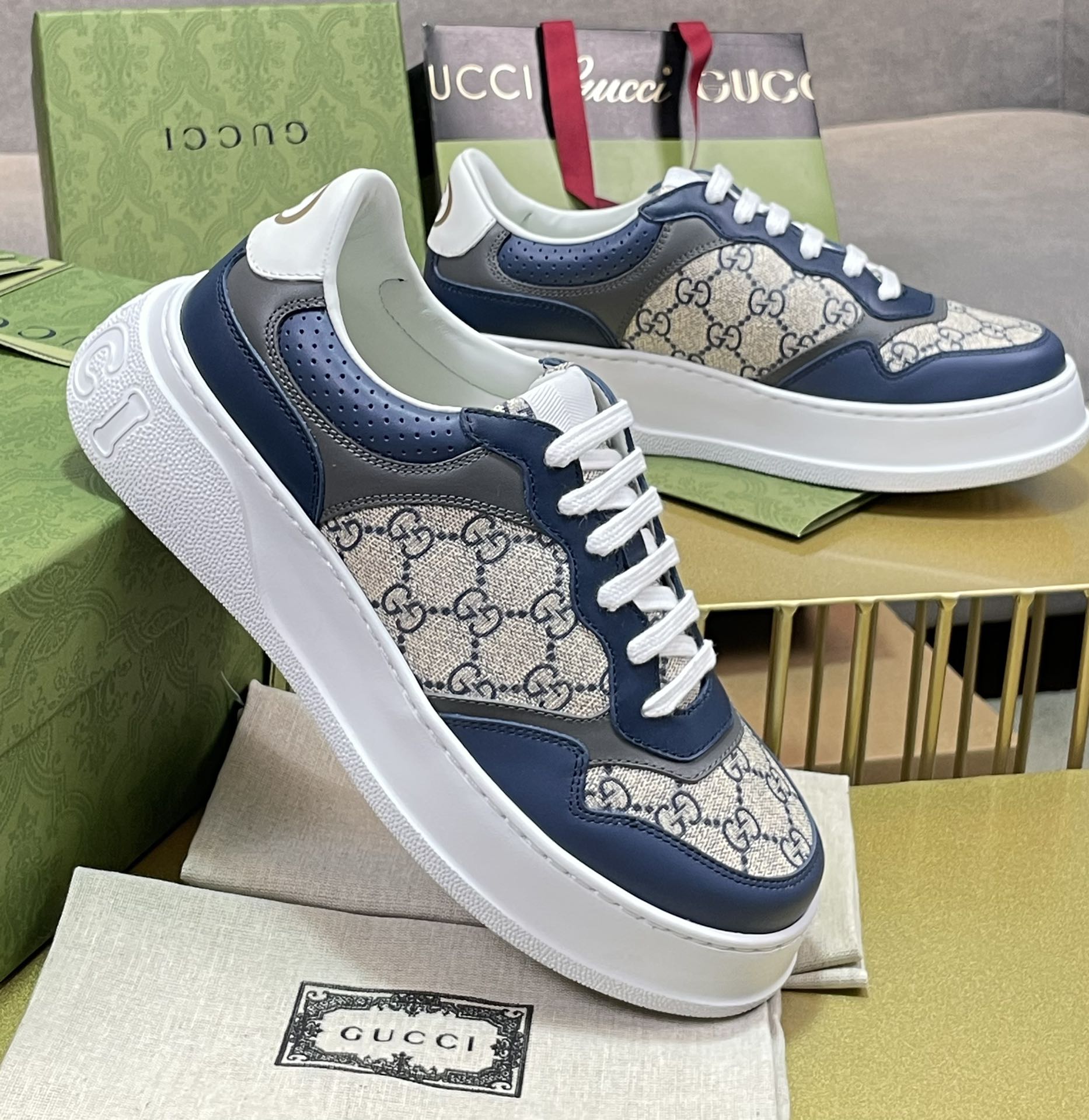 Gucci GG Sneaker(Upon UK size) - FashionPlug