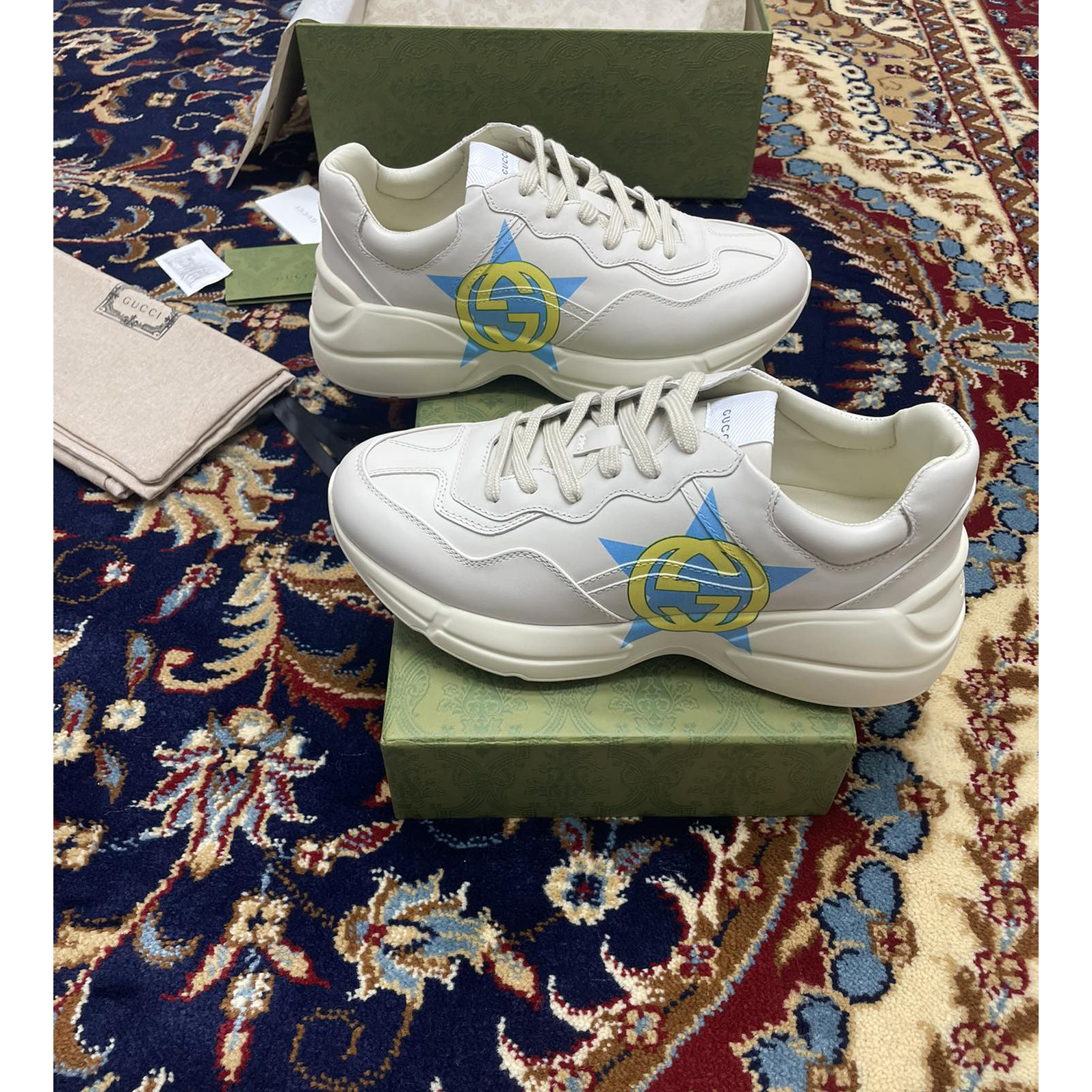 Gucci Men's Rhyton Star Print Sneakers - FashionPlug