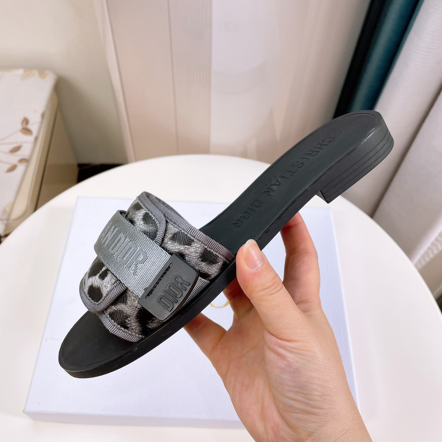 Dior Women Slides - FashionPlug