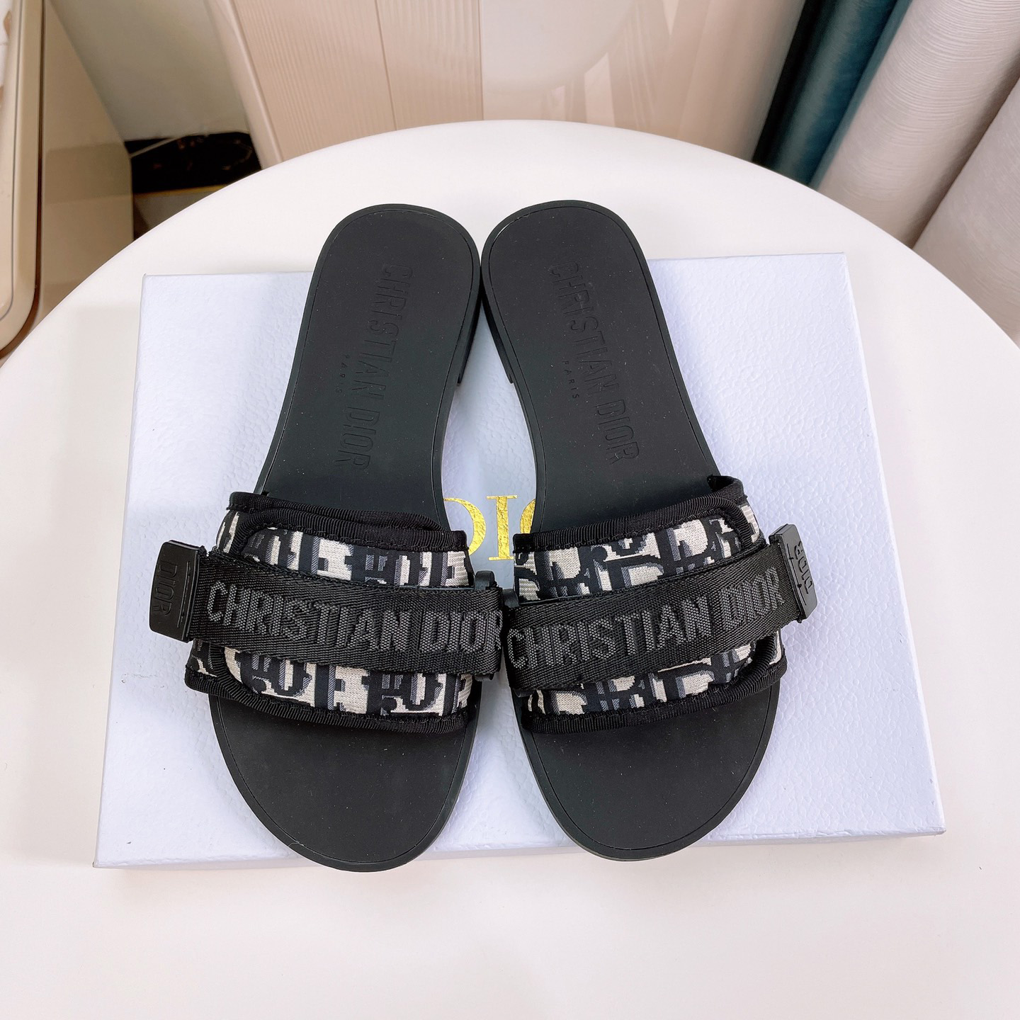 Dior Women Slides - FashionPlug