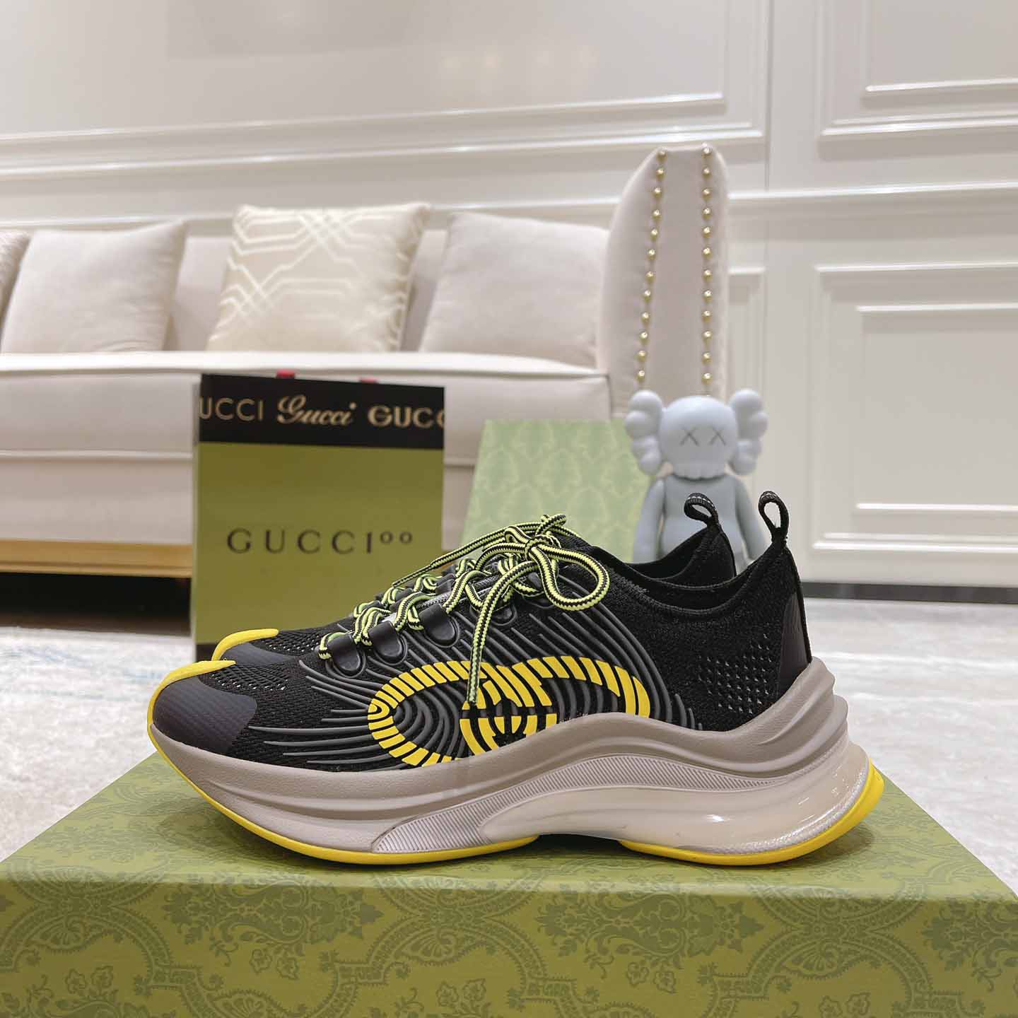 Gucci Run Sneaker  - FashionPlug