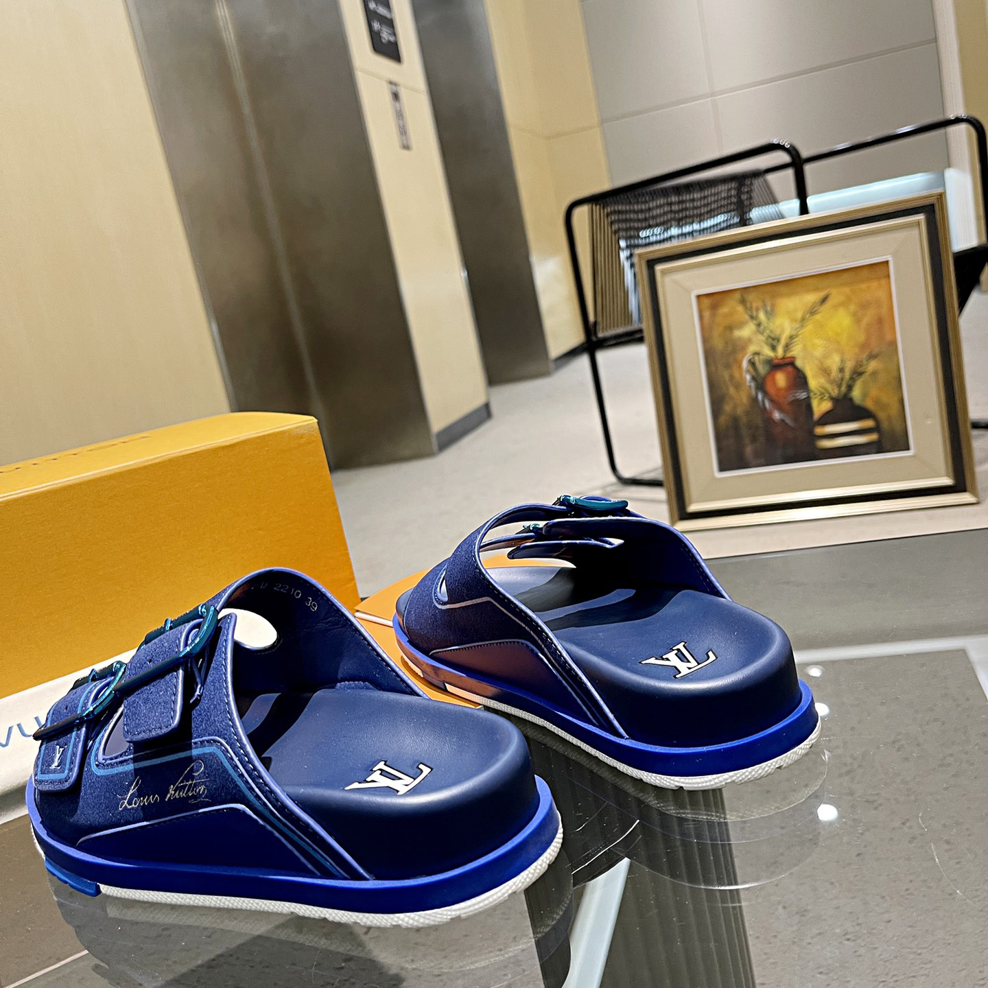 Louis Vuitton Men's Trainer Slippers - FashionPlug