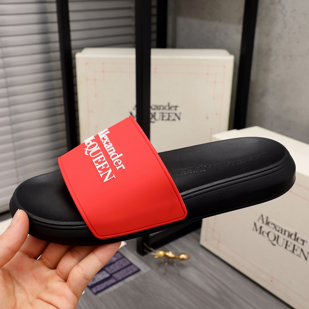 Alexander Mqueen Logo Slipper - FashionPlug