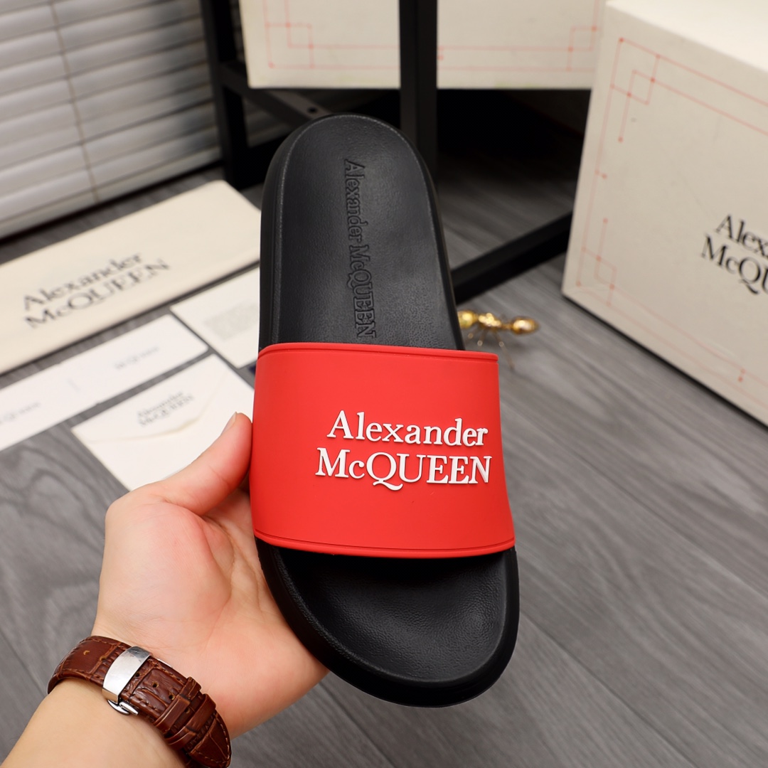 Alexander Mqueen Logo Slipper - FashionPlug