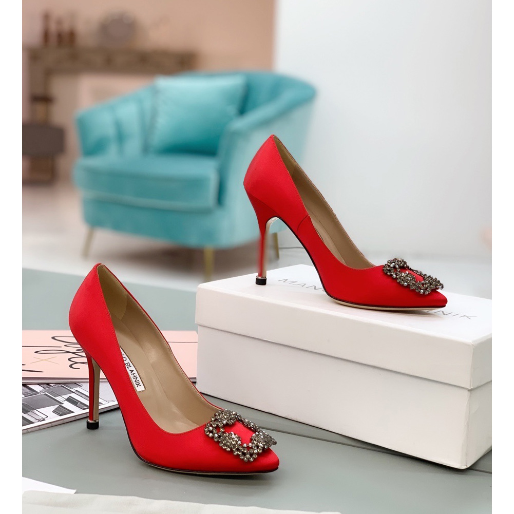 Manolo Blahnik Red Hangisi Pumps With Buckle - FashionPlug