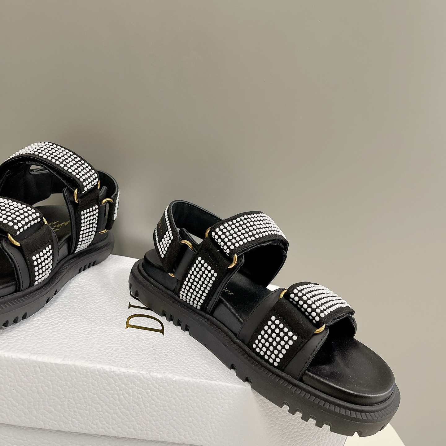 Dior Women Dioract Sandal - FashionPlug