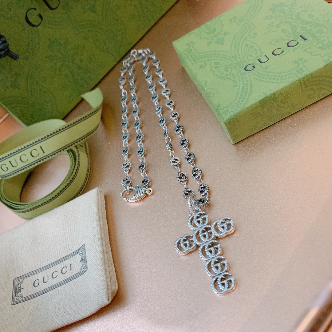 Gucci Anger Forest Necklace - FashionPlug