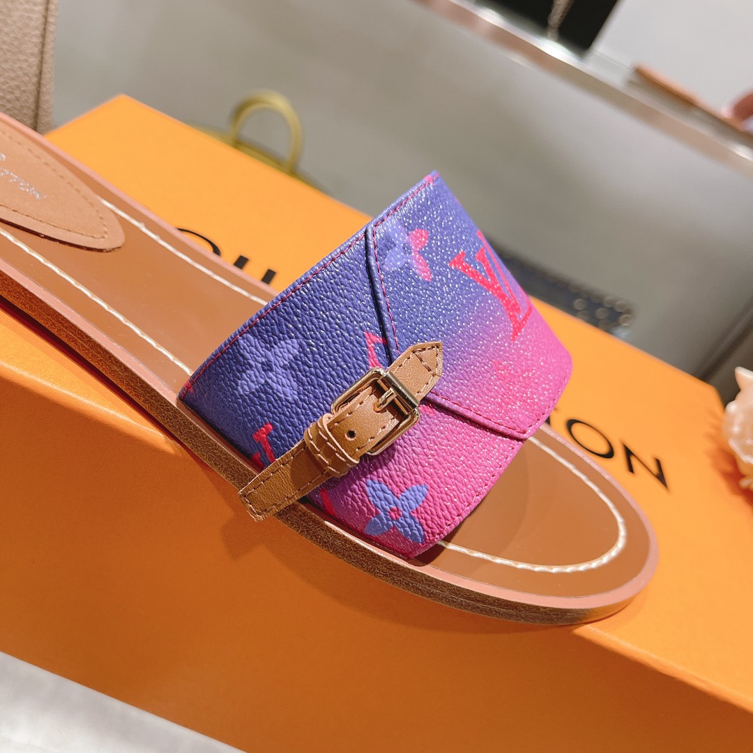 Louis Vuitton Lock It Flat Mule - FashionPlug