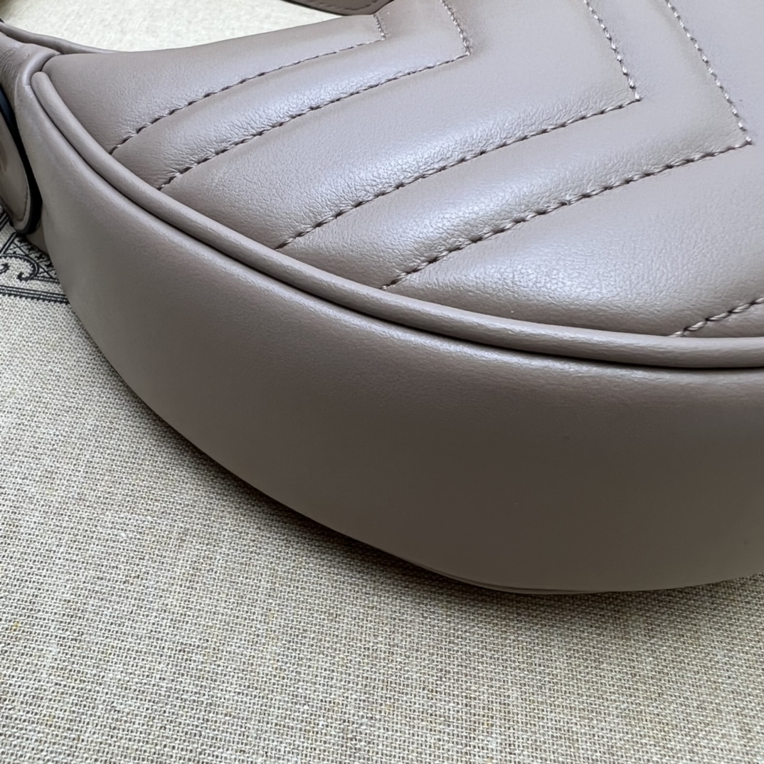 Gucci GG  Leather Handle Bag（21-11-5CM） - FashionPlug