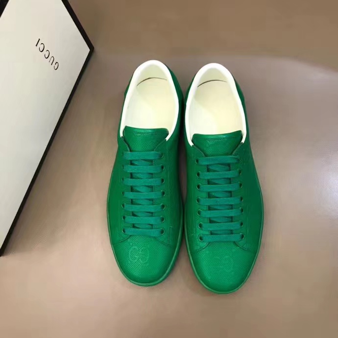 Gucci GG Sneaker In Green - FashionPlug