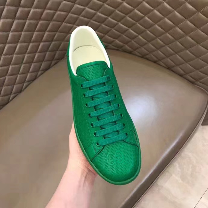 Gucci GG Sneaker In Green - FashionPlug