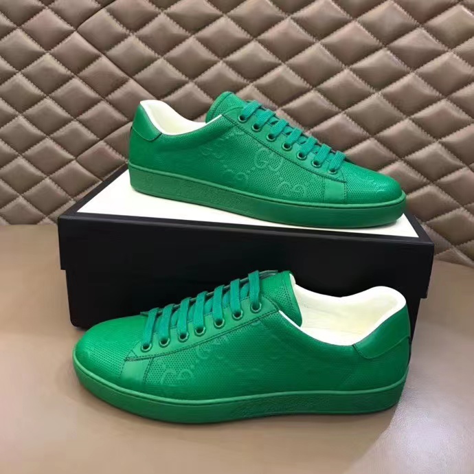 Gucci GG Sneaker In Green - FashionPlug