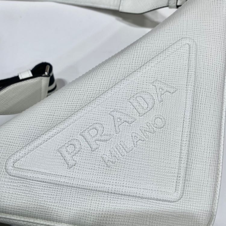 Prada Saffiano Prada Triangle Bag In White(28-18-11cm) - FashionPlug