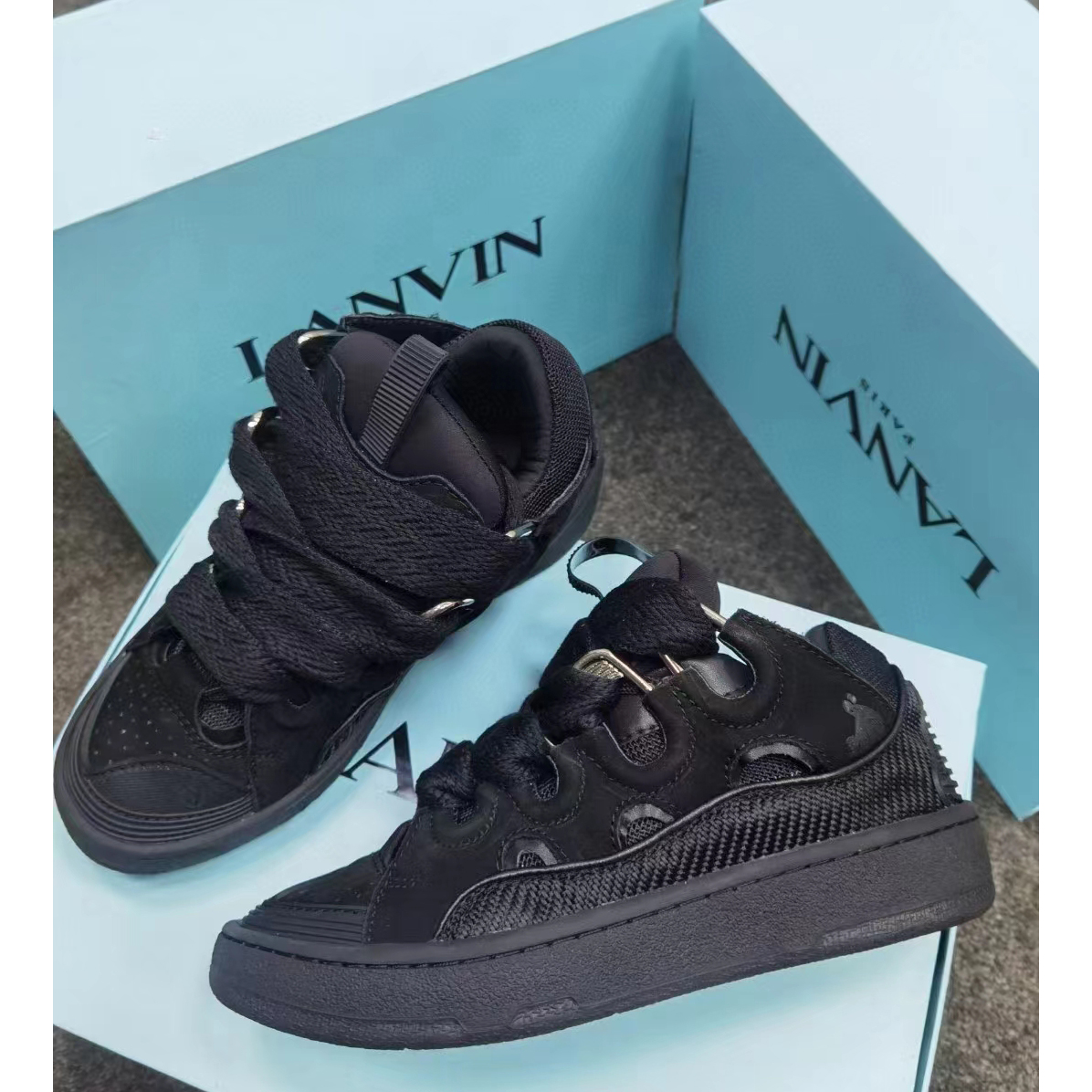 Lanvin Sneaker  - FashionPlug