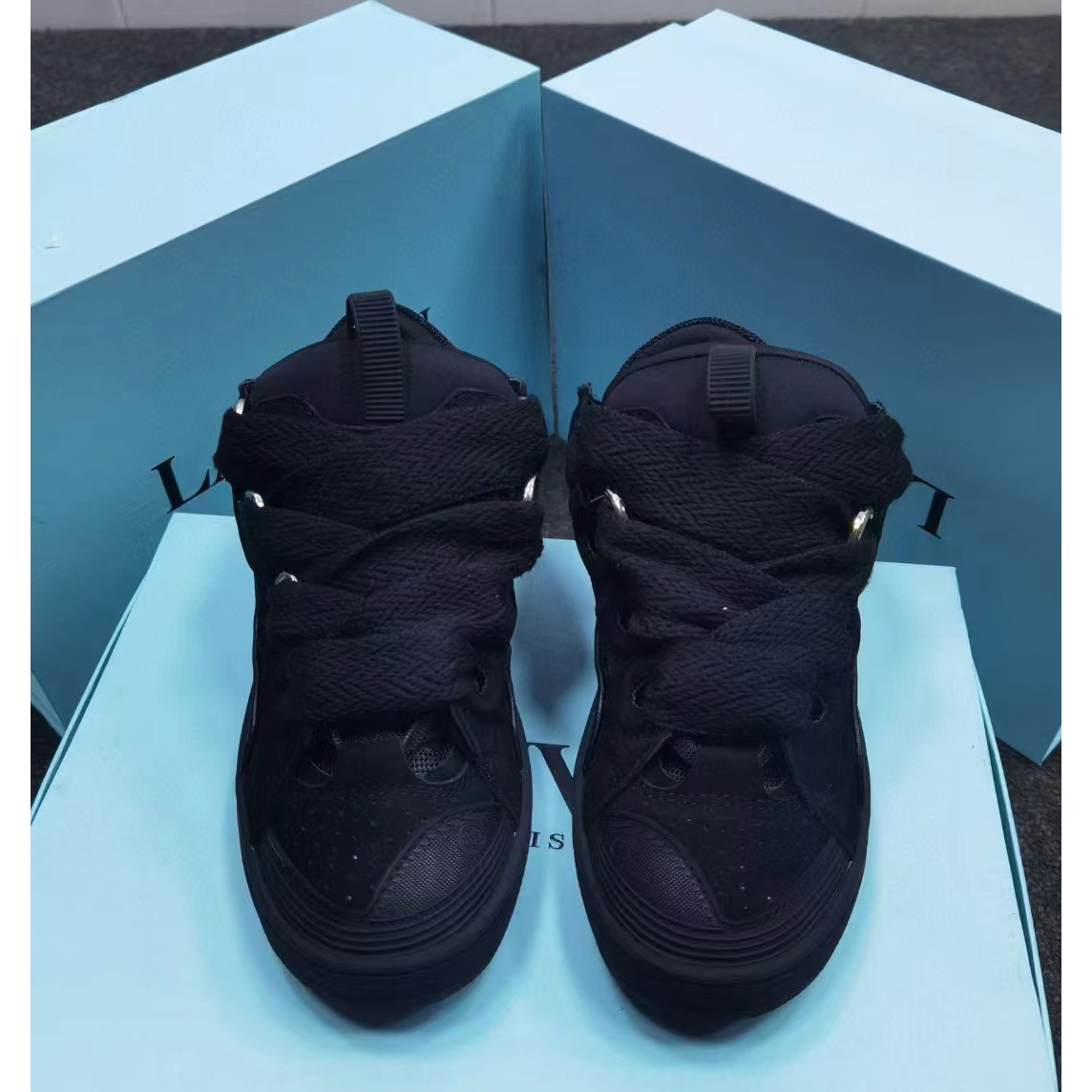 Lanvin Sneaker  - FashionPlug