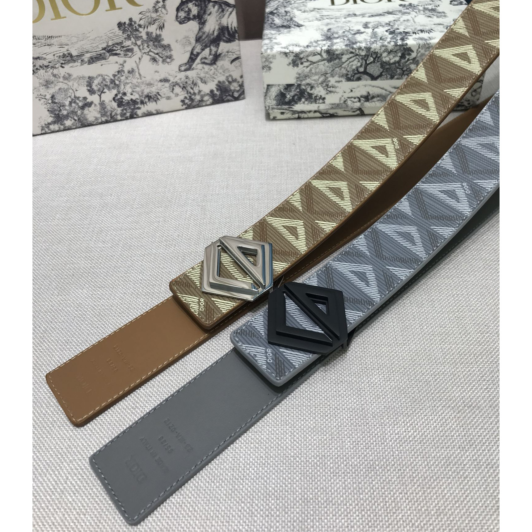 Dior CD Diamond Print  40mm Reversible Belt  - FashionPlug