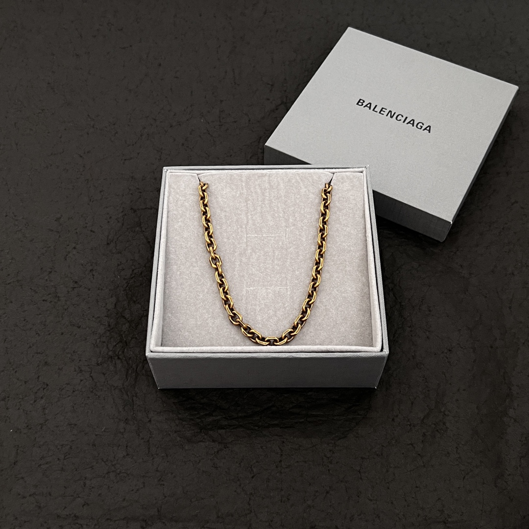 Balenciaga Vintage Style Necklace - FashionPlug