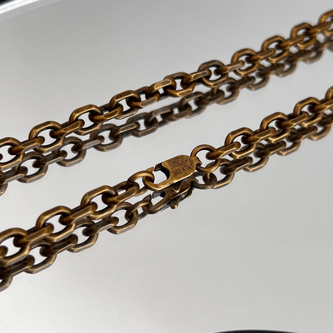 Balenciaga Vintage Style Necklace - FashionPlug