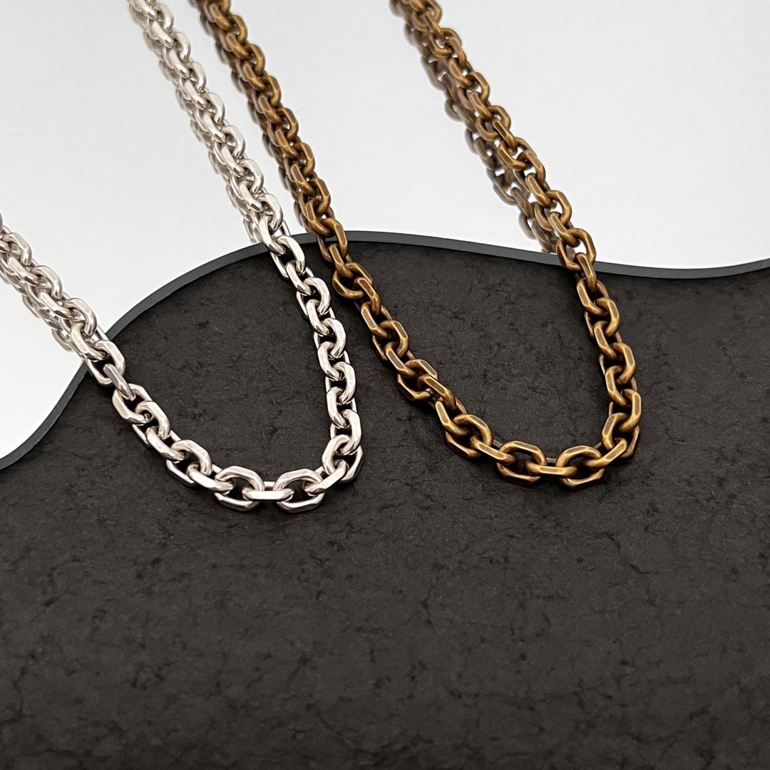 Balenciaga Vintage Style Necklace - FashionPlug