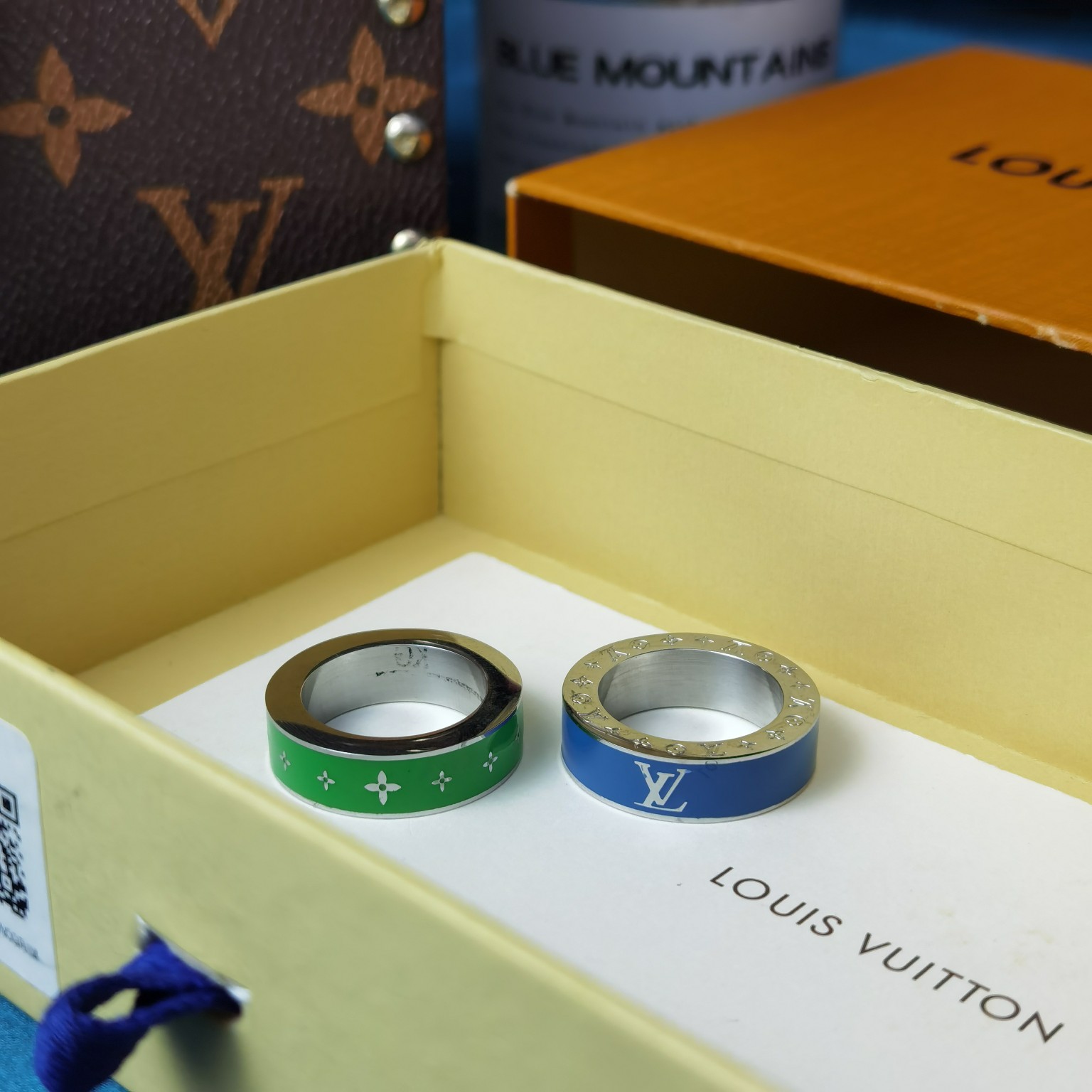 Louis Vuitton Rainbow Charms Ring - FashionPlug