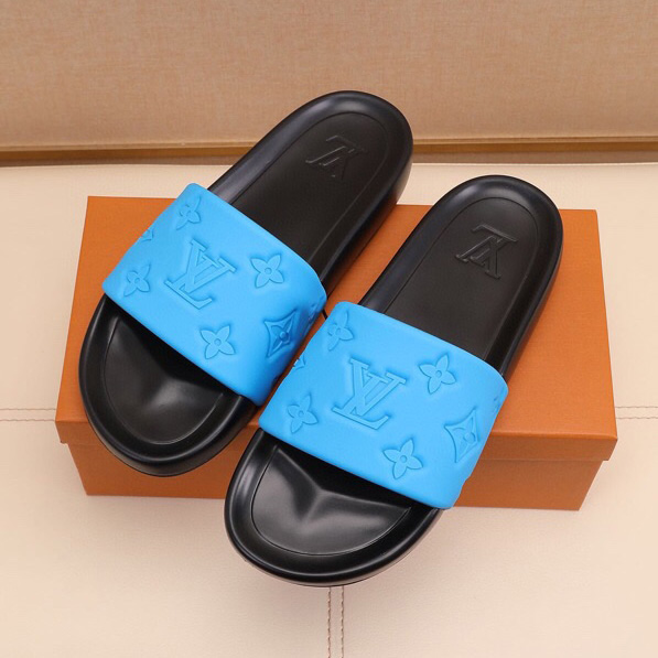 Louis Vuitton Monogram Slippers - FashionPlug
