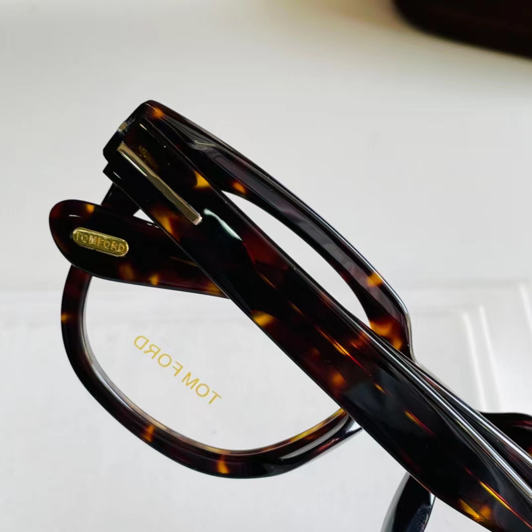 Tom Ford Glasses Frames - FashionPlug