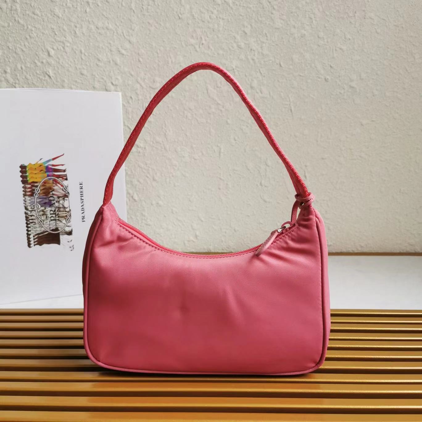 Prada Logo Shoulder  Bag (23-13-5cm) - FashionPlug