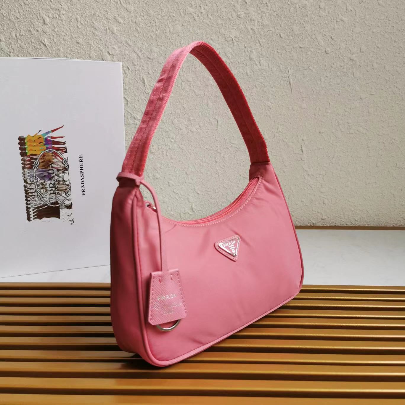 Prada Logo Shoulder  Bag (23-13-5cm) - FashionPlug