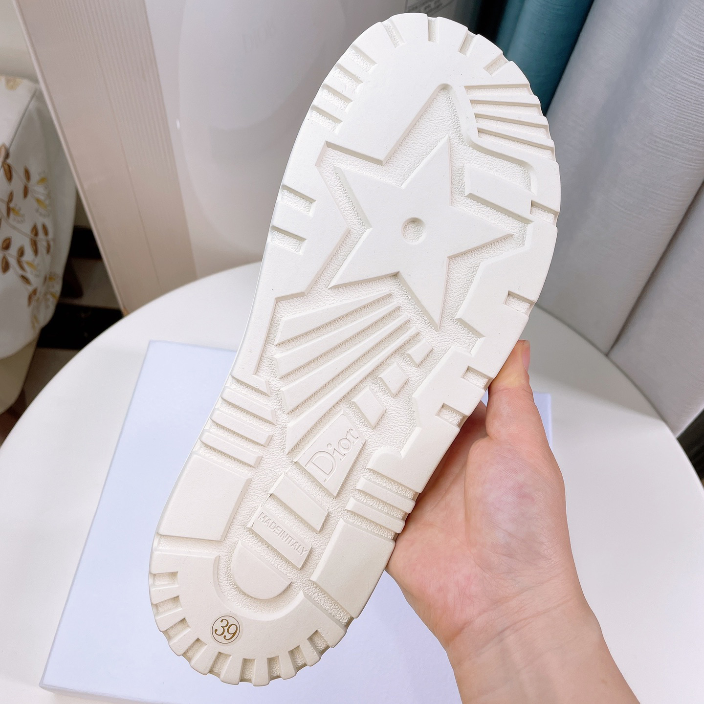 Dior Women Slide Sandals - FashionPlug