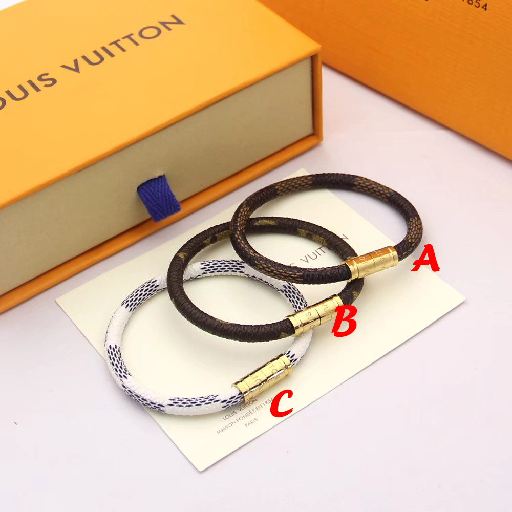 Louis Vuitton Bracelet - FashionPlug