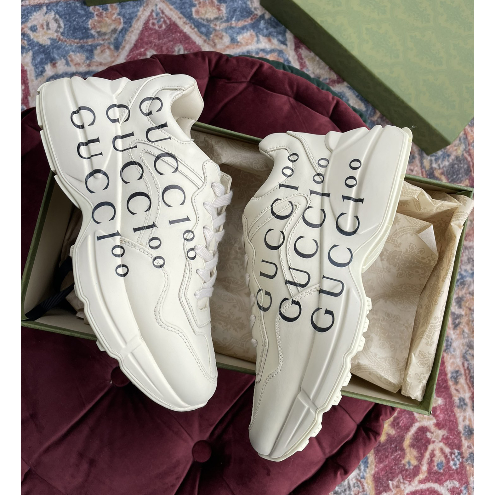 Gucci Men's Rhyton Sneaker In White - FashionPlug