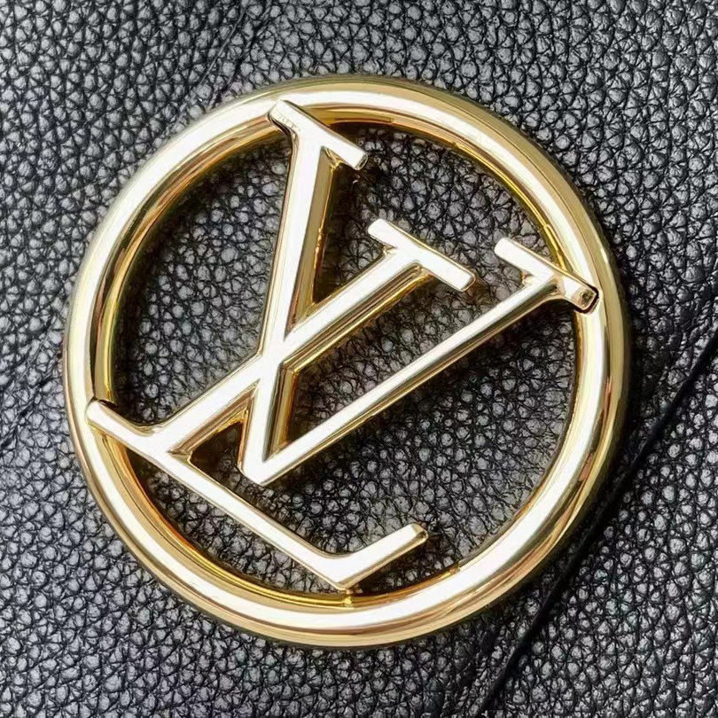 Louis Vuitton  Black Shoulder Bag （25-17.5-8CM） - FashionPlug