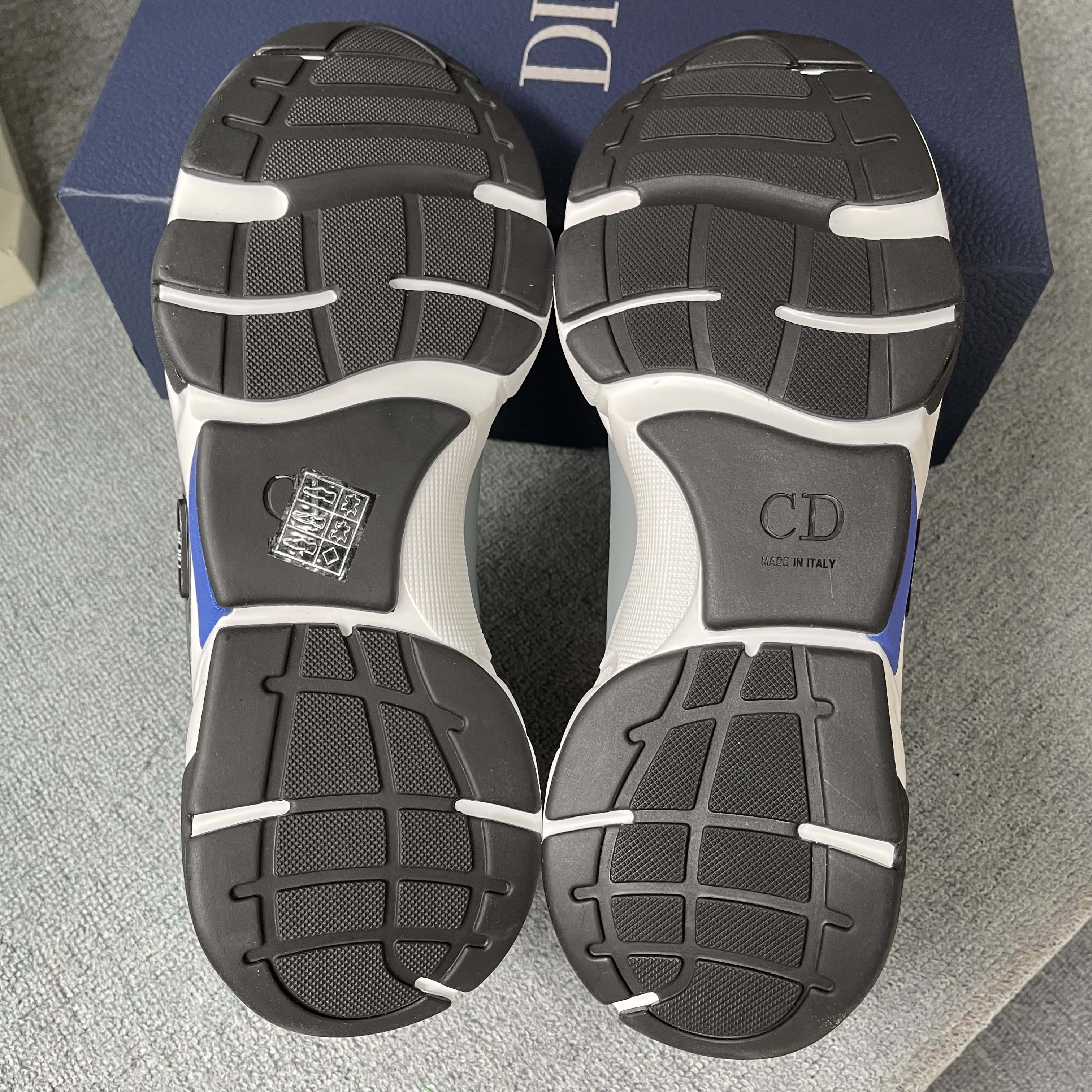 Dior B22 Sneaker  - FashionPlug