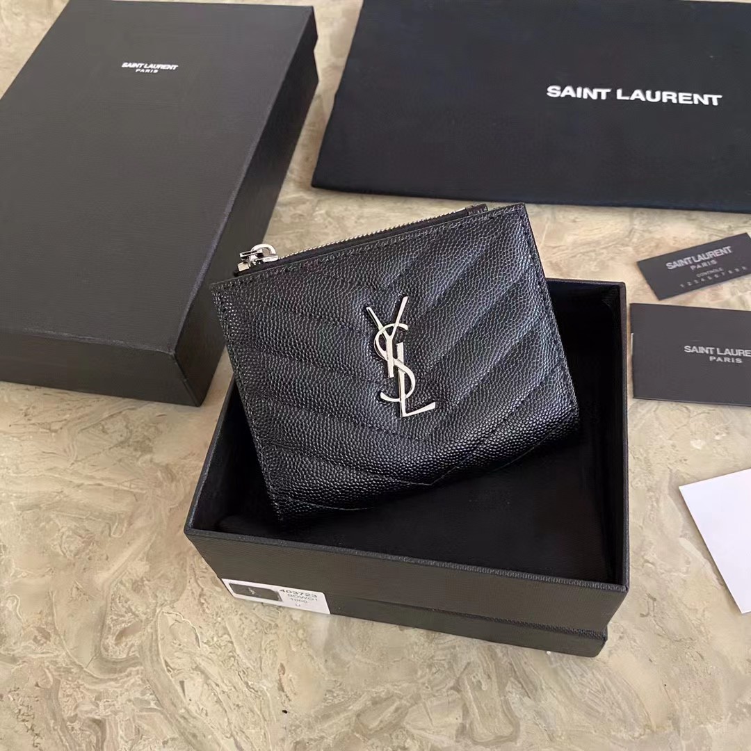 Saint Laurent Wallet - FashionPlug