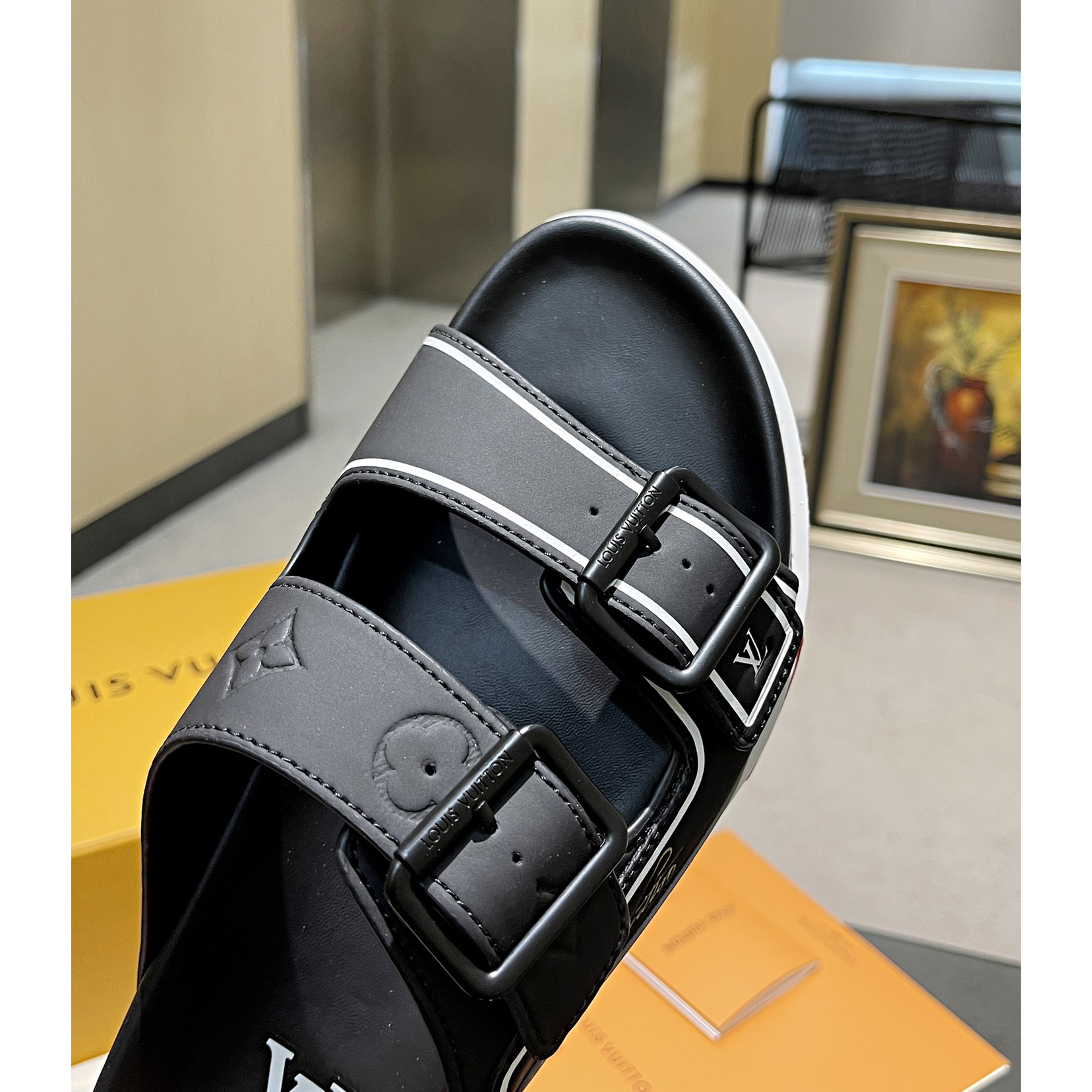 Louis Vuitton Men's Trainer Slippers - FashionPlug