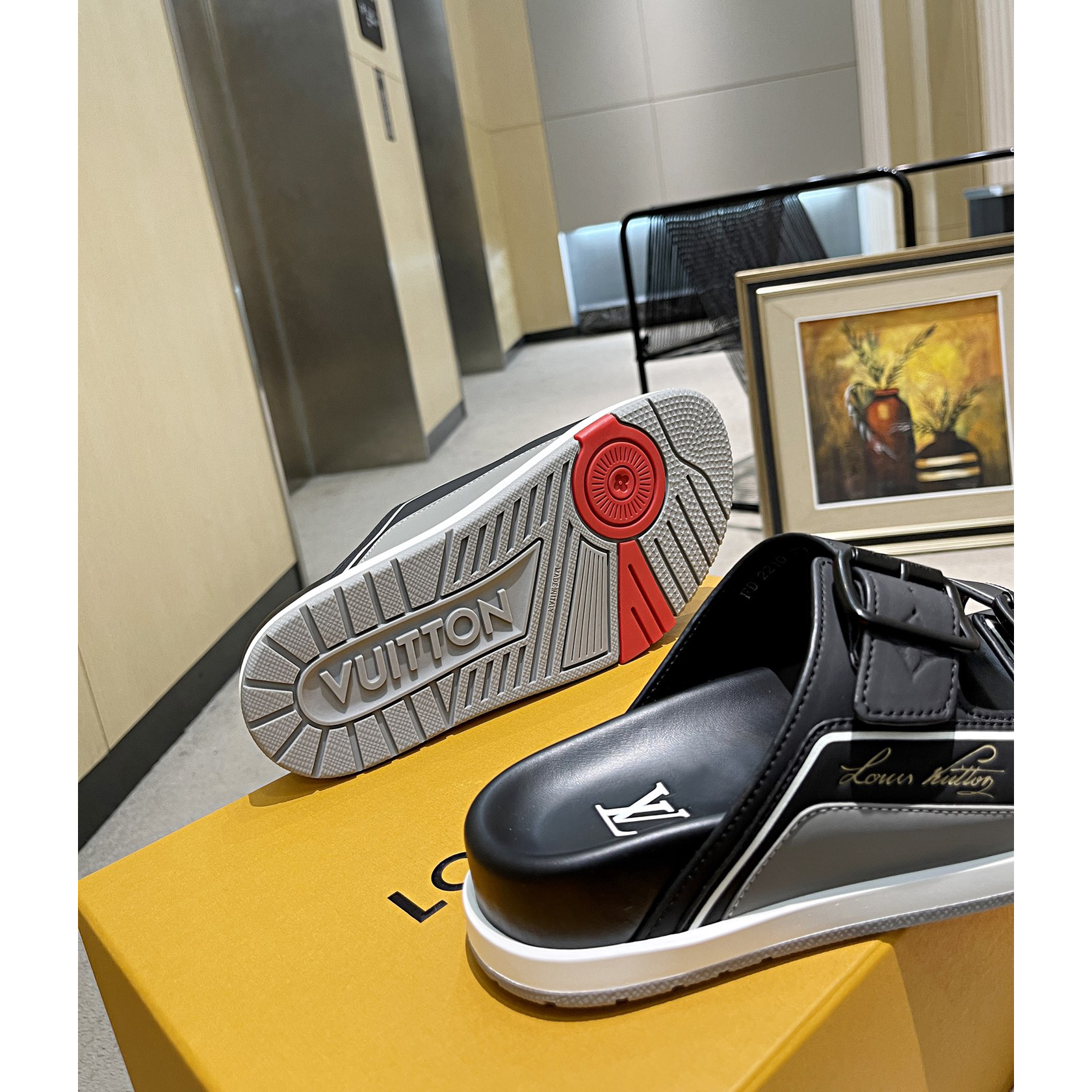 Louis Vuitton Men's Trainer Slippers - FashionPlug