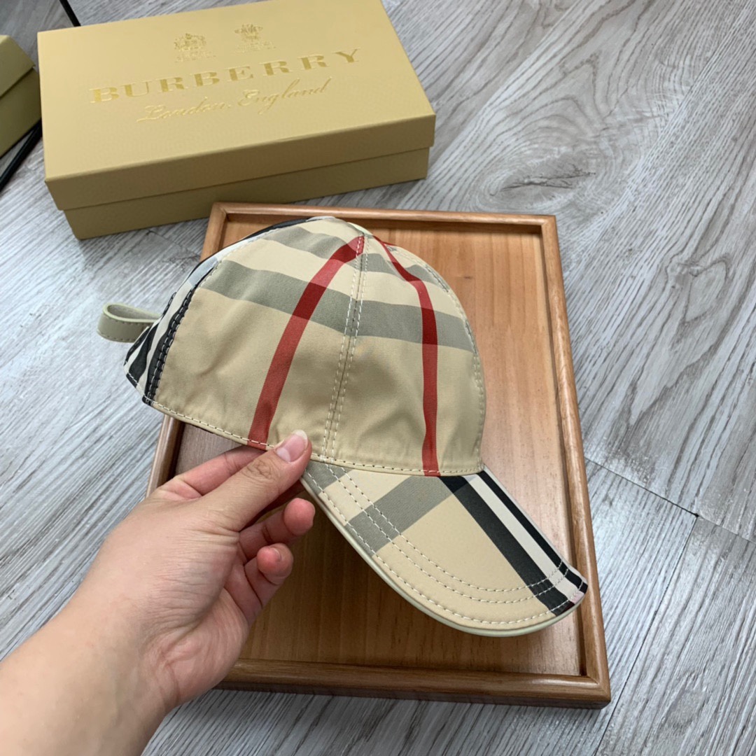 Burberry Vintage Check And Icon Stripe Baseball Cap - FashionPlug