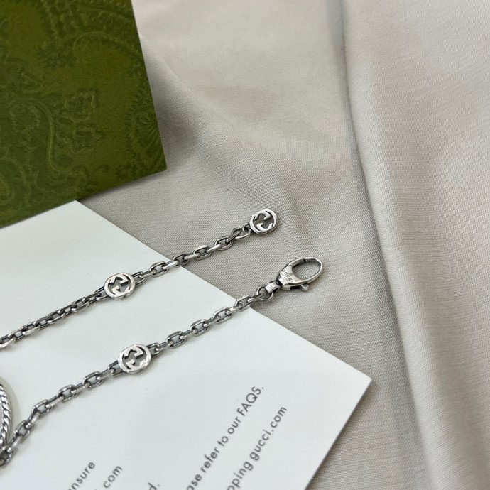 Gucci Double G Bracelet - FashionPlug