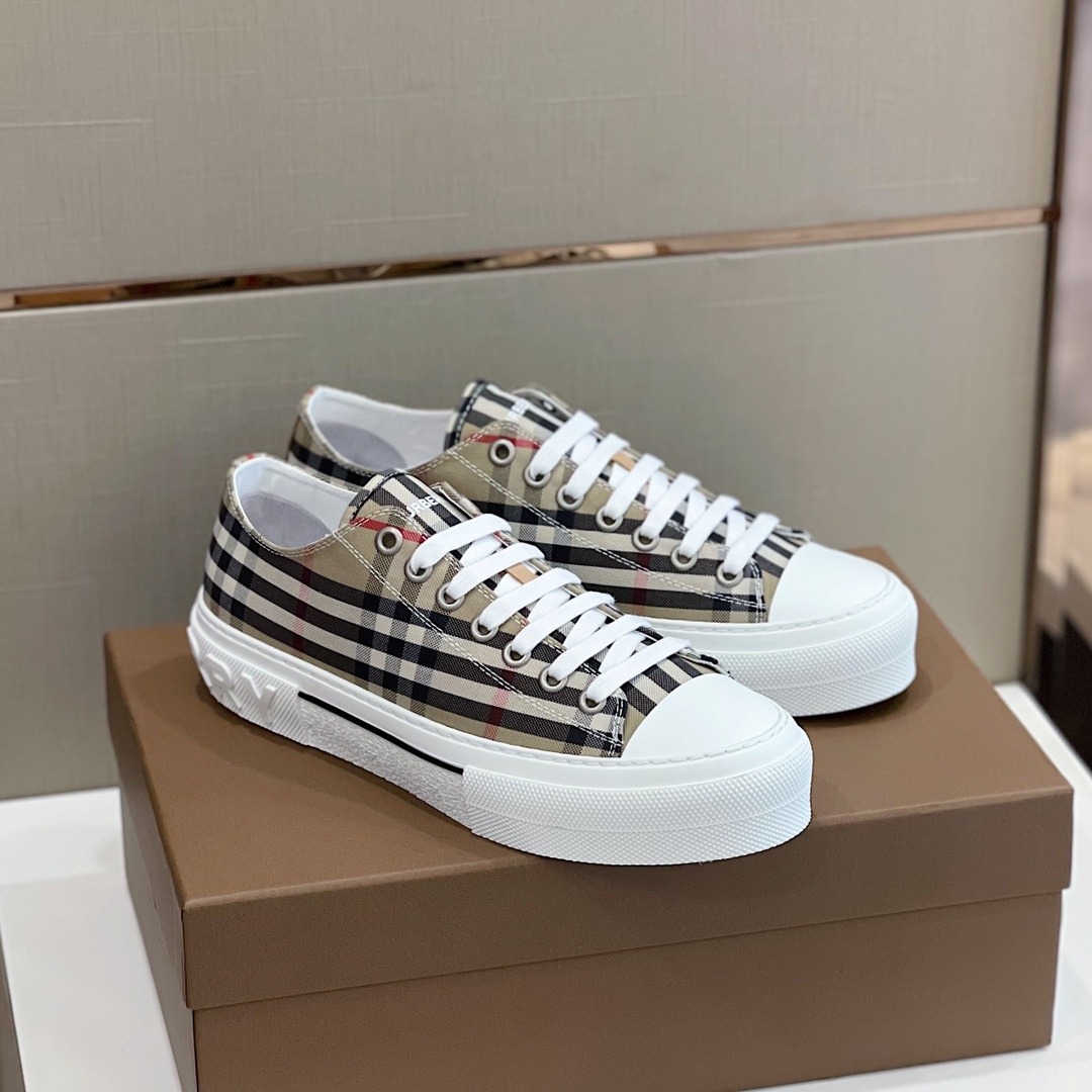 Burberry Check Cotton Sneakers - FashionPlug