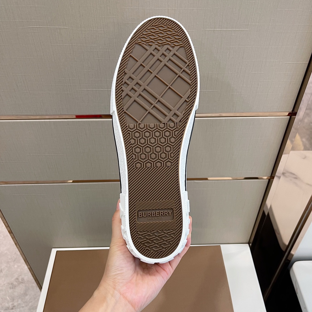 Burberry Check Cotton Sneakers - FashionPlug