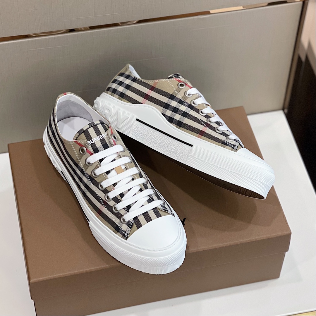 Burberry Check Cotton Sneakers - FashionPlug